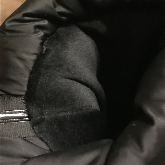 All sales go to college student - Picture 6 of 6